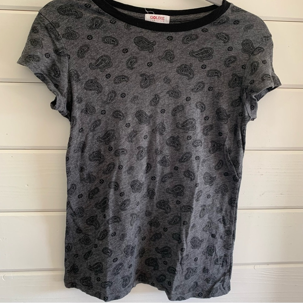 GUC GOLDIE LEWINTER LUXURY Slub Boy Tee Short Sleeve Paisley Crew Neck Size XS - Picture 2 of 6